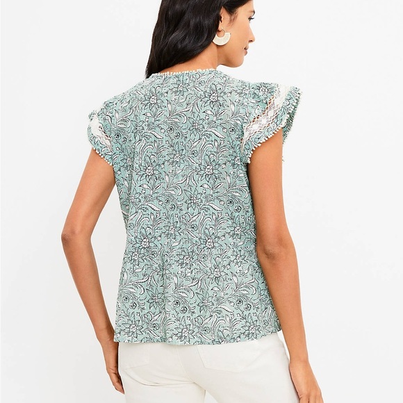 #45 LOFT • SAGE GREEN LACE DETAILED BLOUSE - Picture 3 of 9
